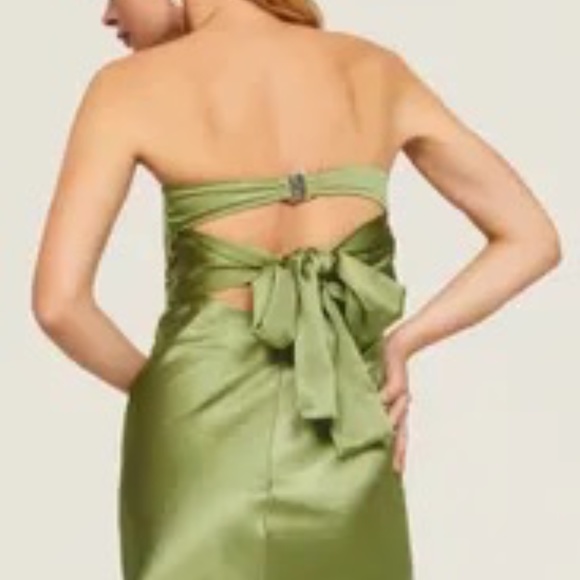 COPY - Third Form Rent the runway Satin tie back gown green strapless sz 6 & 4 … - Picture 5 of 8